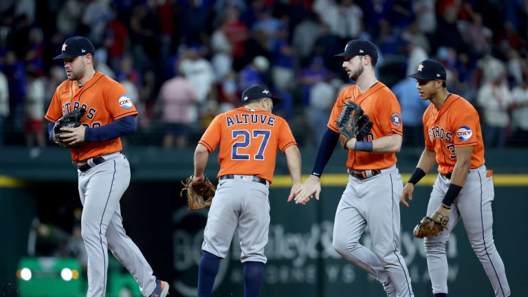 Astros acortan distancia en la ALCS